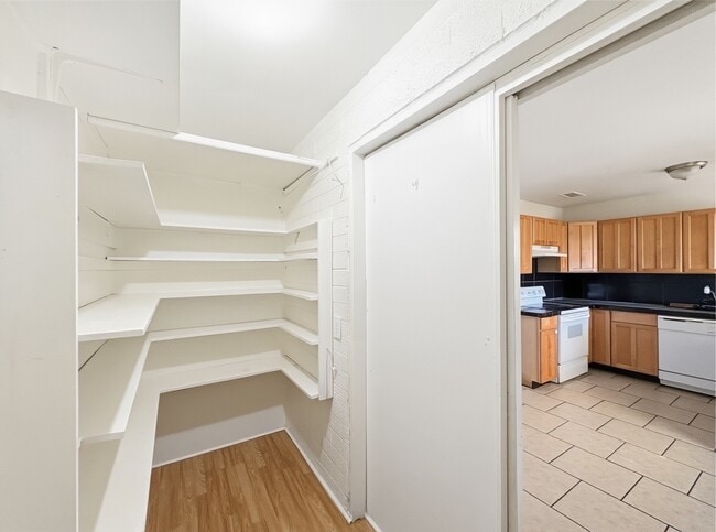 Foto del edificio - 2715 E Glenrosa Ave