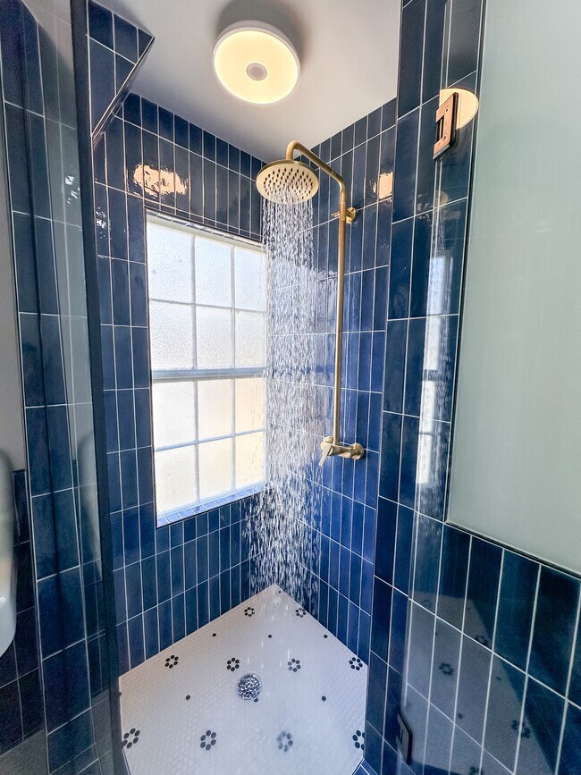 Foto del edificio - 508 W Chisholm St