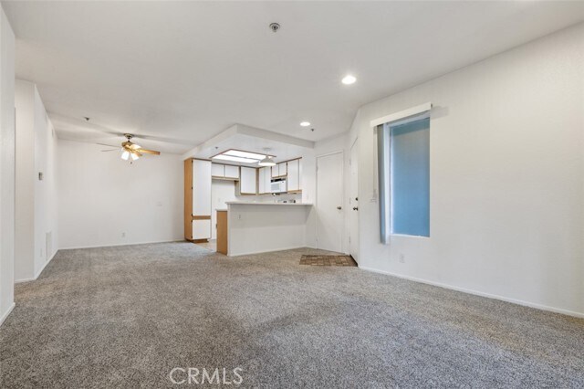Foto del edificio - 2800 Keller Dr