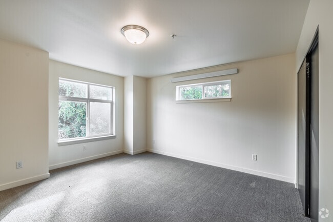 4BR, 3BA - 1,481SF - Primary Bedroom - Blueberry Tri-Plex