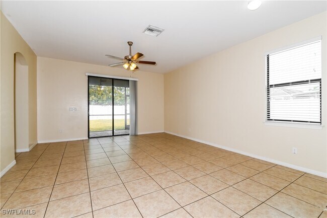 Foto del edificio - 502 SW 19th Ln