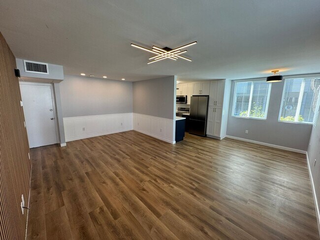 Foto del edificio - Modern Comfort Meets Prime Location | Stunning 1BR in North Park