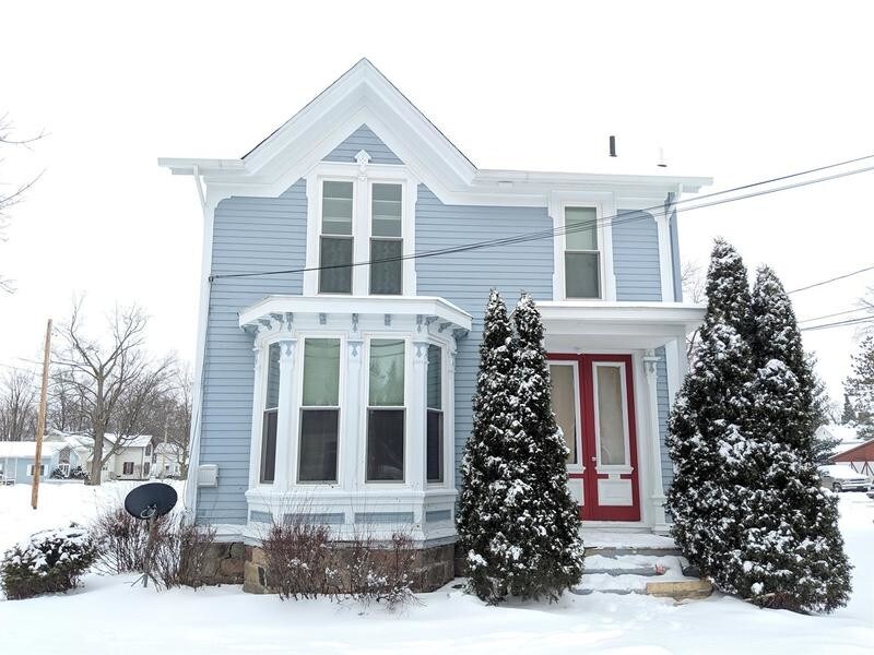 Primary Photo - 100 S Mead St