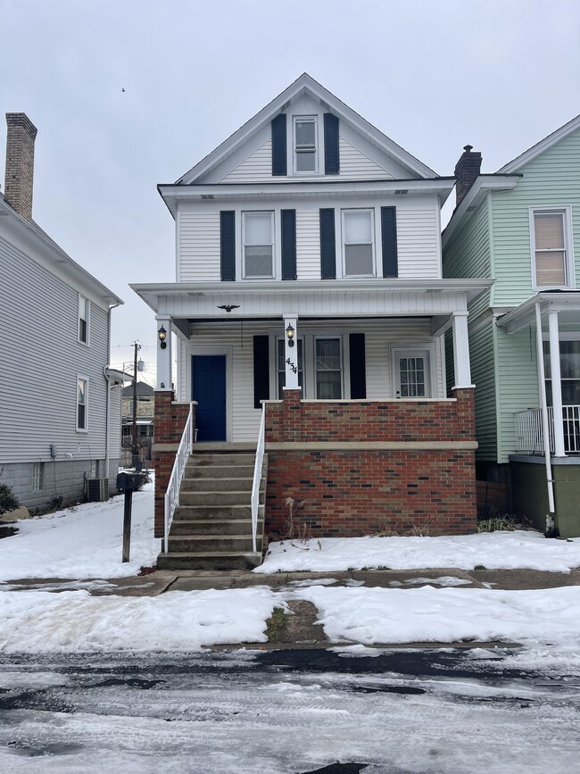 Building Photo - 434 N Erie St
