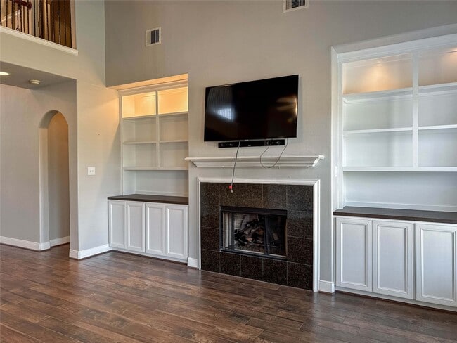 Foto del edificio - 12805 Flat Creek Dr