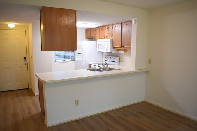 Foto del edificio - 3631 Saint Johns Ct