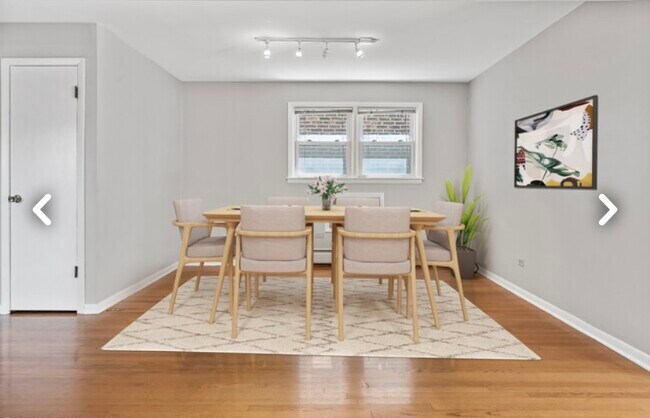 Foto del edificio - 4912 W Berteau Ave