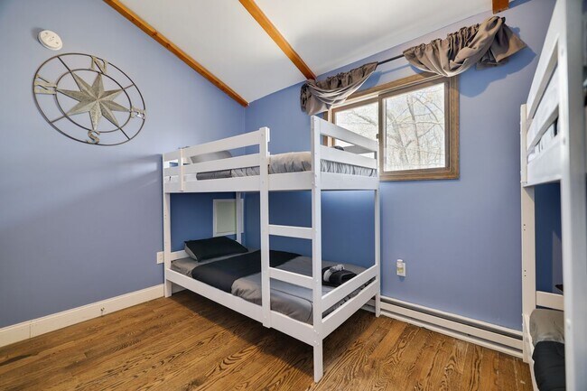 Foto del edificio - 163 Cambridge Ct