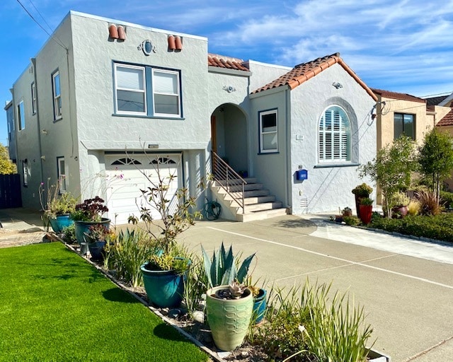 Street view on the house - 184 Elder Ave