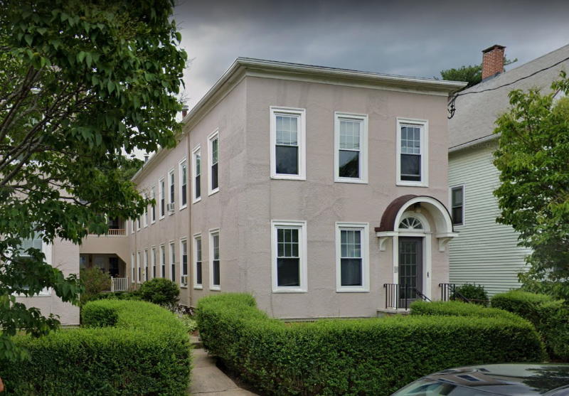 Primary Photo - 28 Avon St