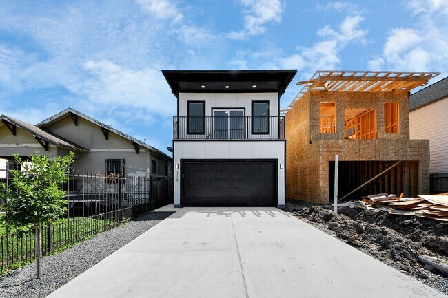 Foto del edificio - 3310 Hardy St