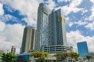 Building Photo - 988 Halekauwila St