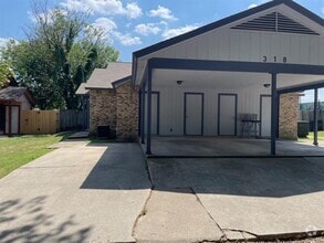 Building Photo - 318 W William Cannon Dr