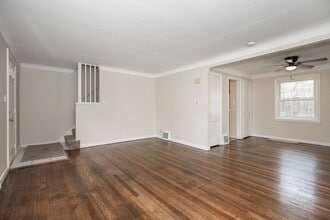 Building Photo - 4719 W 125th St