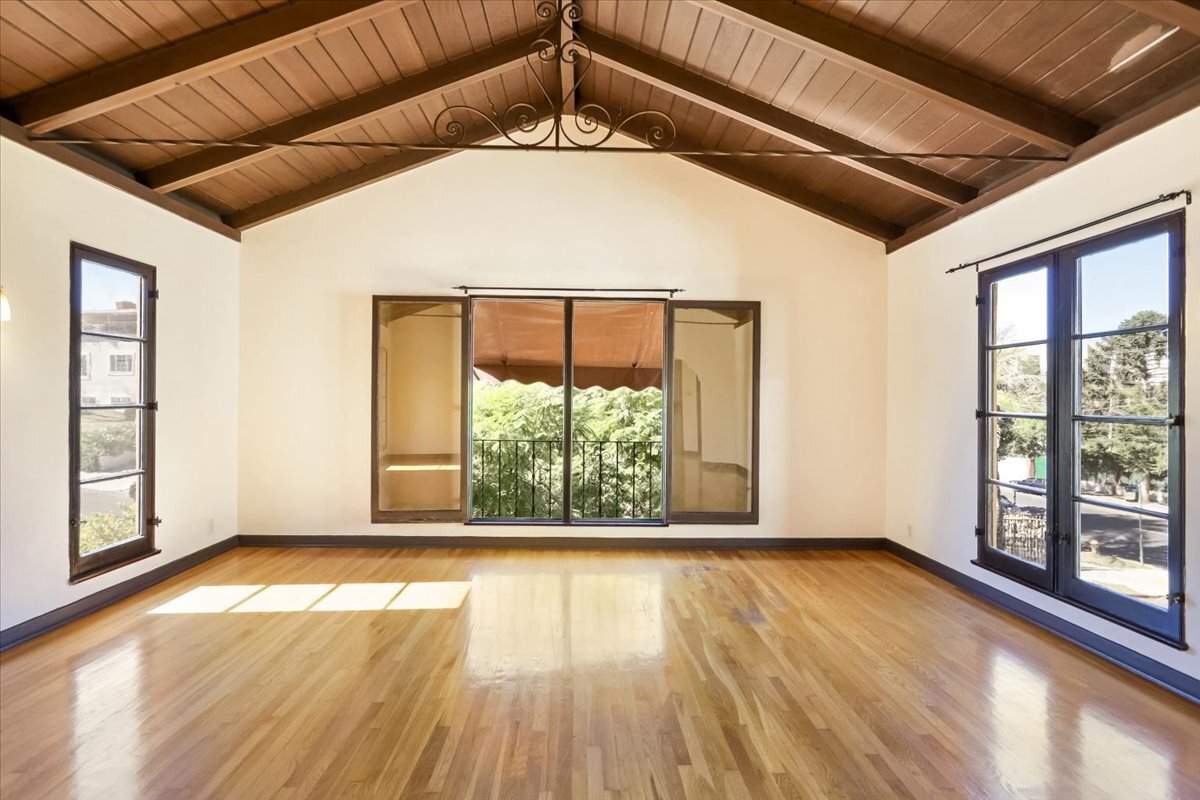 Foto principal - 1106 5th Ave