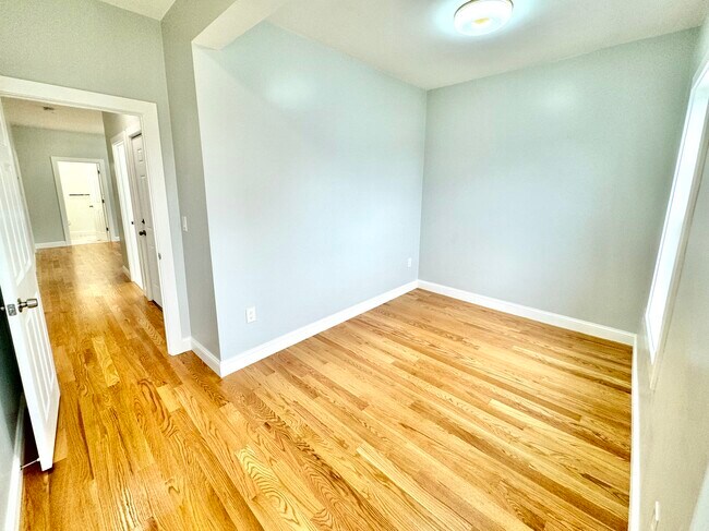 Foto del edificio - 190 Hillside St