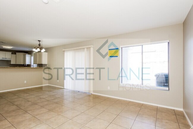 Building Photo - REDUCED!