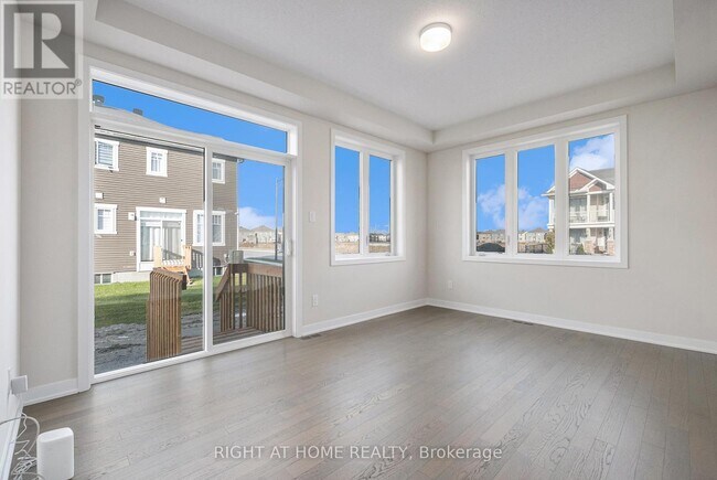 Building Photo - 600 Cygnus St