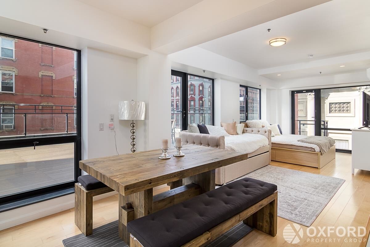 Foto principal - 227 Grand Street