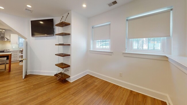 Foto del edificio - 201 Morgan St NW