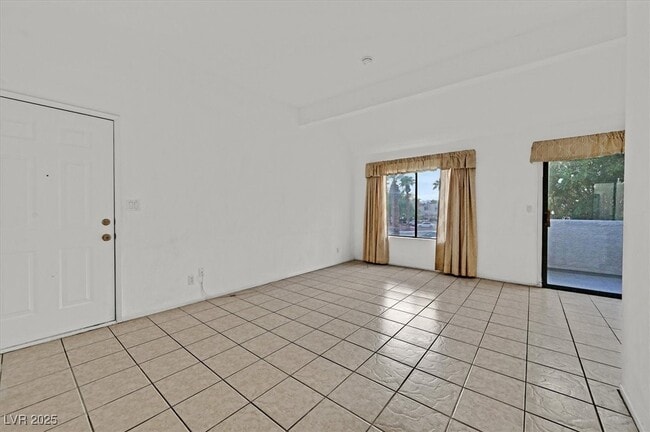 Building Photo - 4320 Gannet Cir