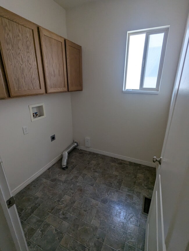 Building Photo - 6992 W 8090 S
