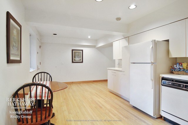Foto del edificio - 635 W Arlington Pl
