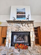 Building Photo - 900 N Sinagua Heights Dr