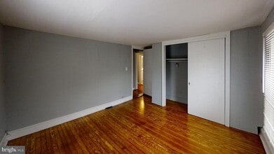 Building Photo - 35 Mill St