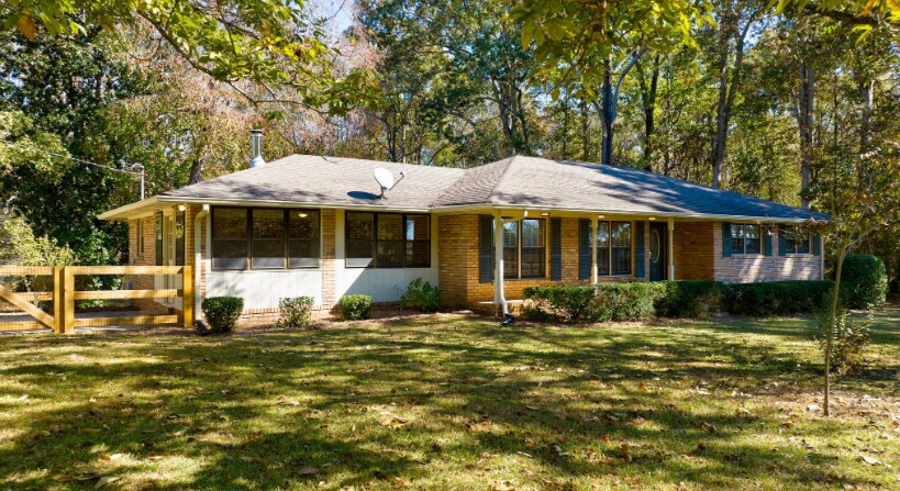 Foto principal - 8100 Hog Mountain Rd
