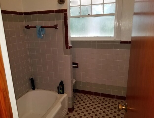 Building Photo - 6210 Old Point Rd