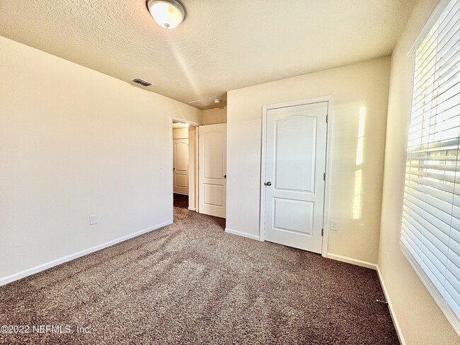 Building Photo - 3617 Alta Lakes Blvd