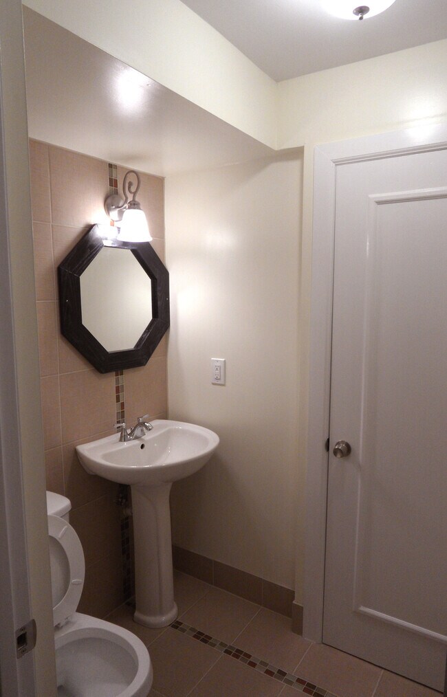 Powder RM - 143 Holland Ave