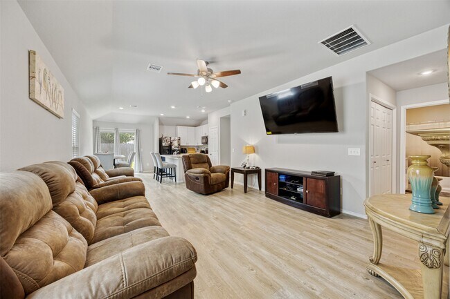 Foto del edificio - 2014 Brixham Bluff Ln