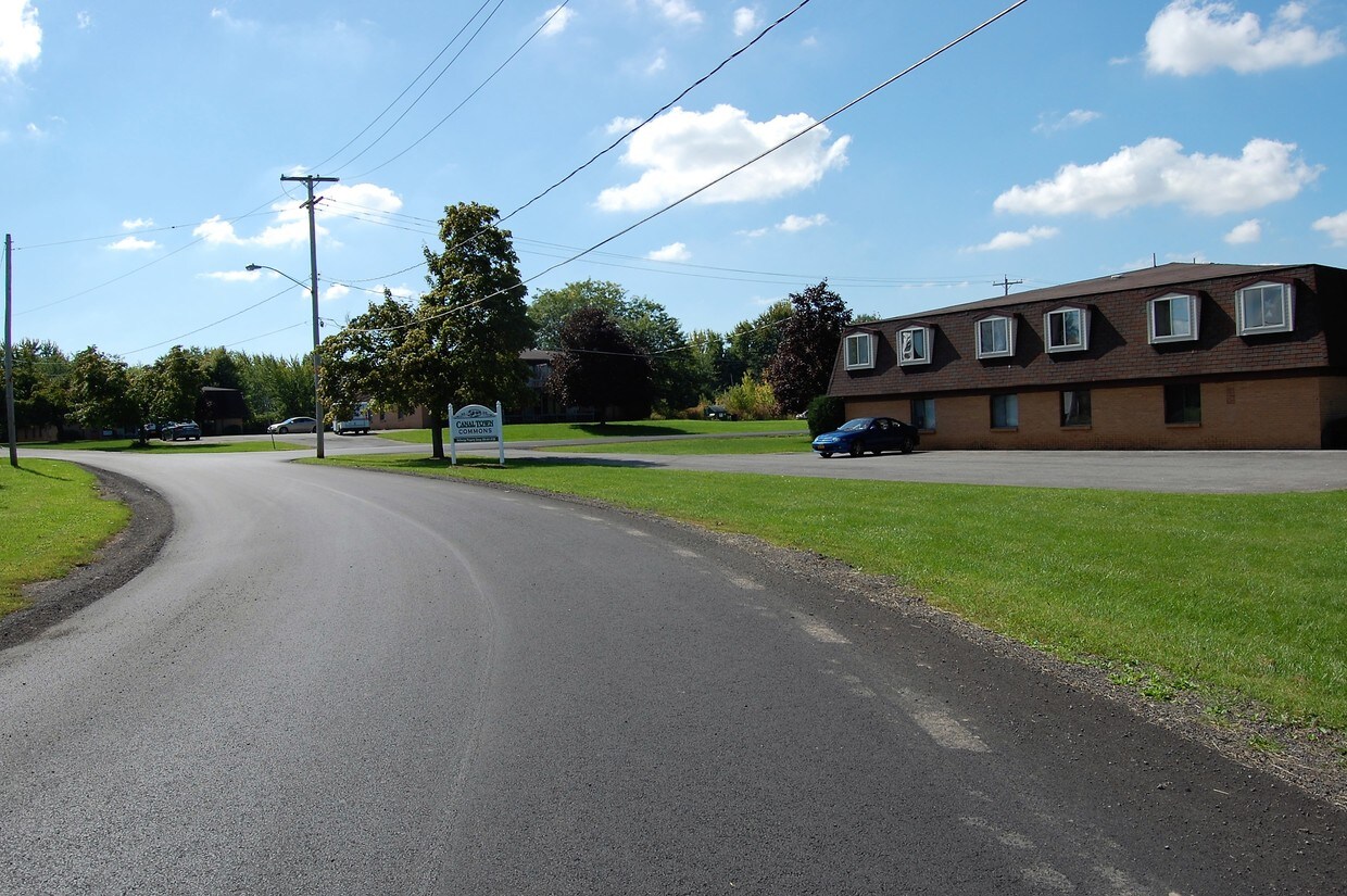 Canal Town Commons Apartments 140 Lydun Dr Albion, NY