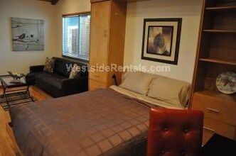 Building Photo - 109 S Laurel Ave