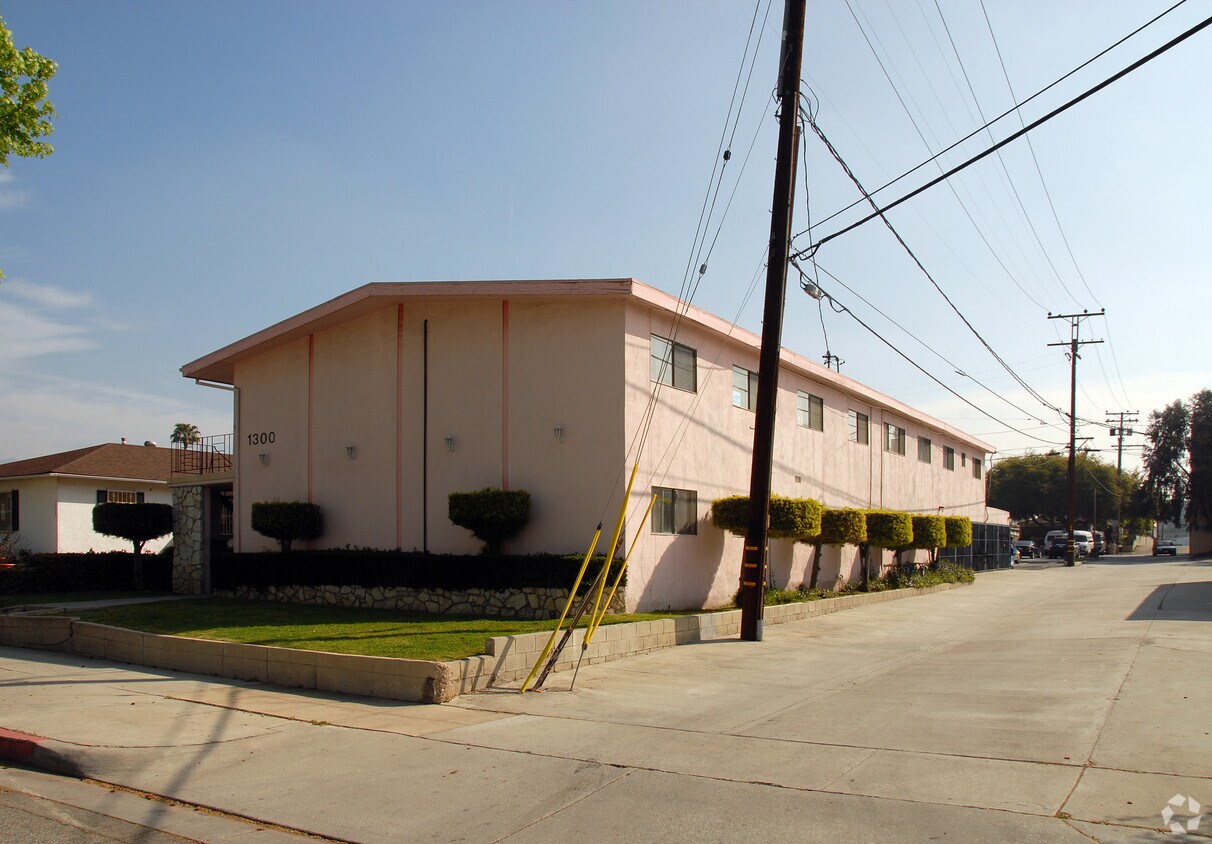 Primary Photo - 1300 S Ethel St