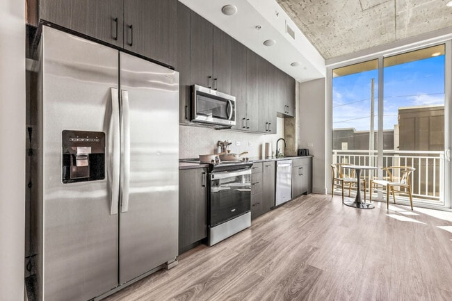 Foto del edificio - 617 N 12th St