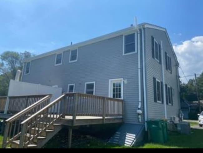 Building Photo - 278 Ware St