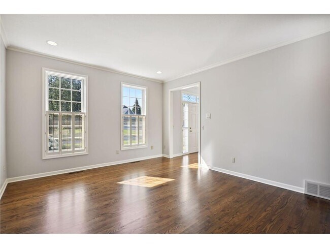 Foto del edificio - 16310 24th Ave N