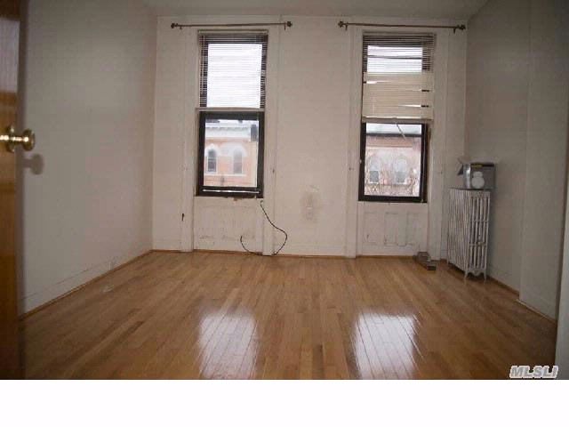 Building Photo - 1721 Menahan St