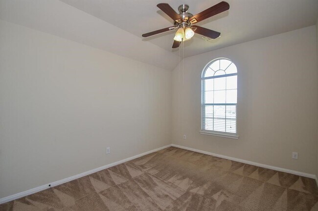 Building Photo - 17407 S Sienna Cove Ln