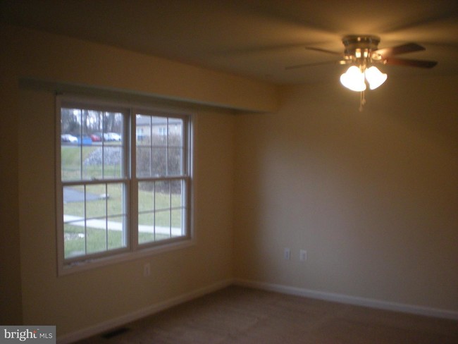Building Photo - 6300 Barnett Ave
