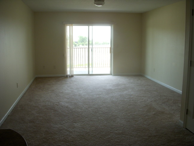 Living Room - 2702 Sunner Ave