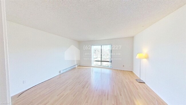 Building Photo - 1 br, 1 bath Condo - 1031 Cherry Avenue Un...