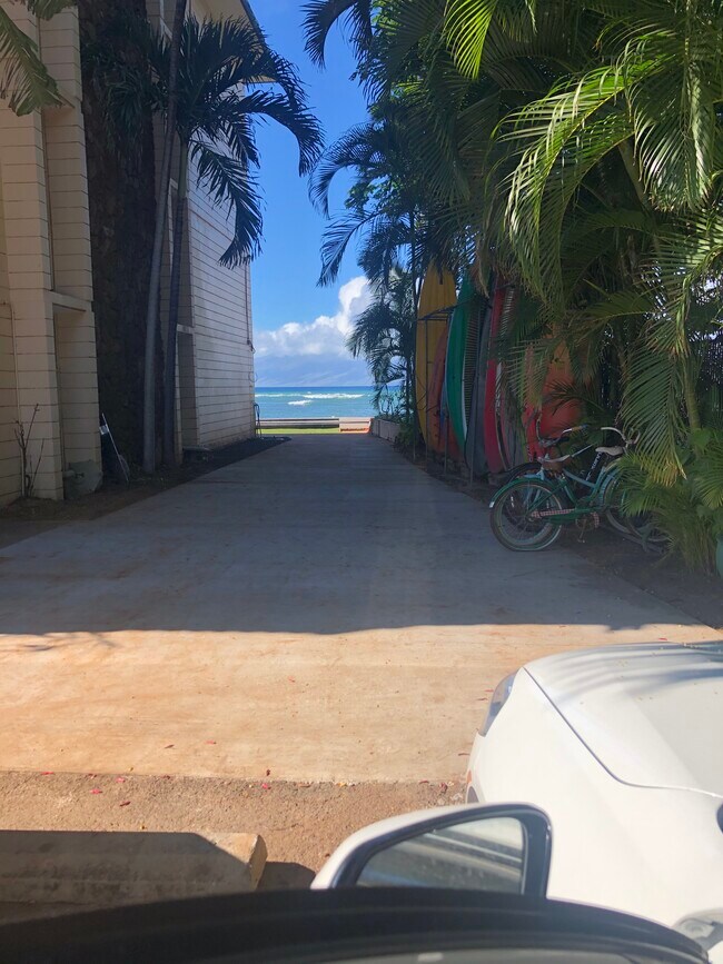 Building Photo - 4471 Lower Honoapiilani Rd