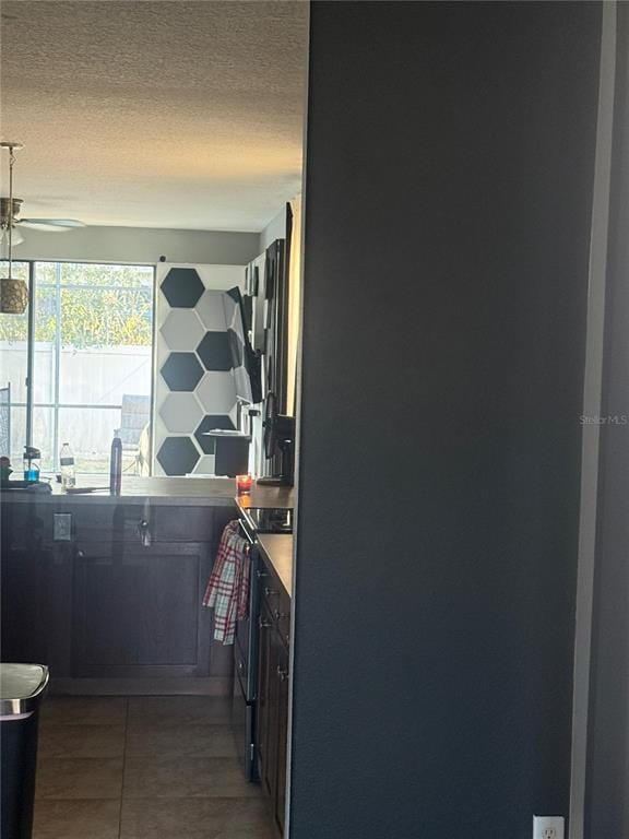 Building Photo - 3042 Camino Real Dr S