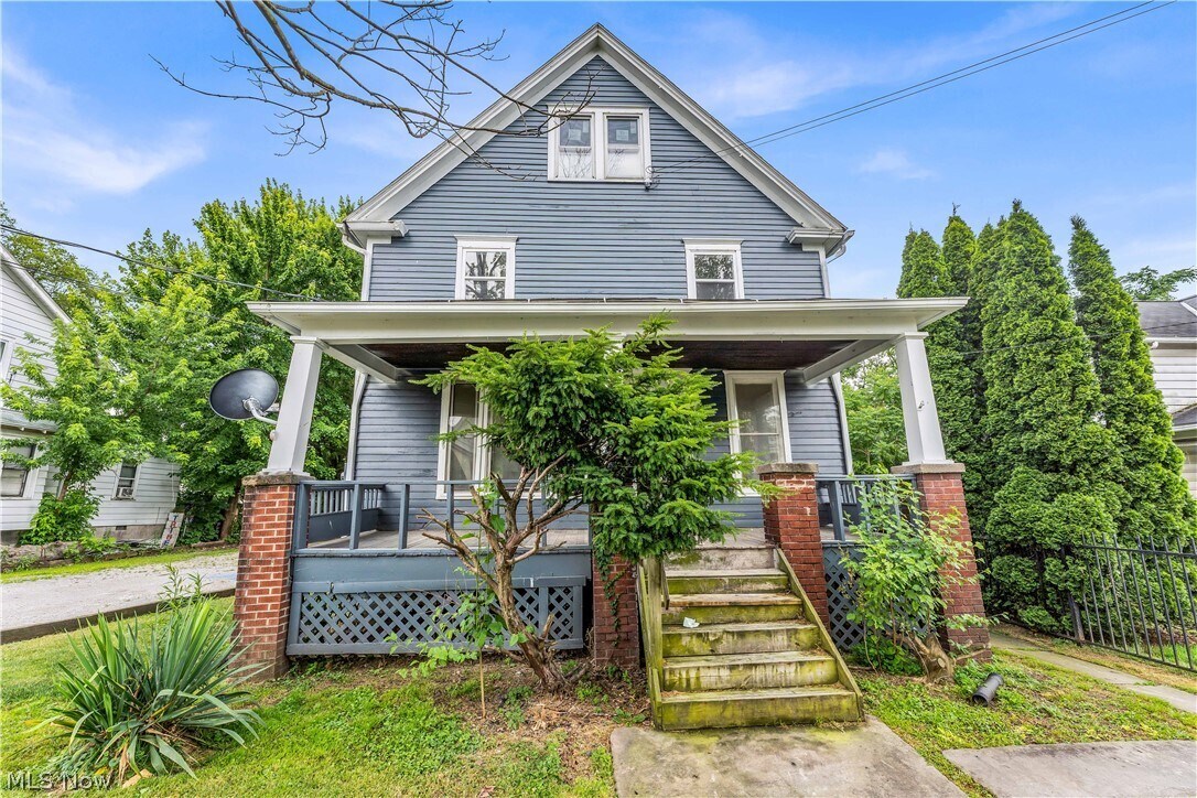 Primary Photo - 1231 W 5th St