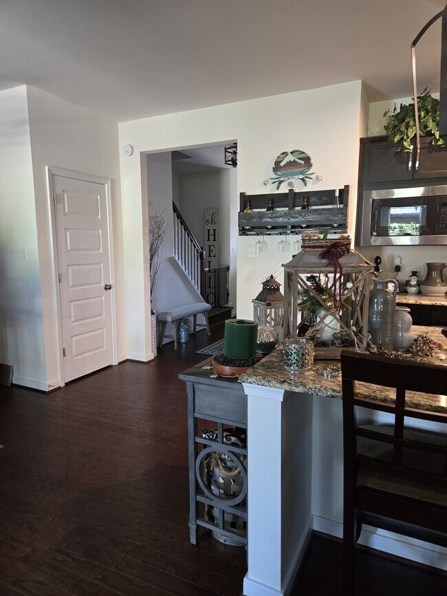 Building Photo - 12501 Wescott Dr