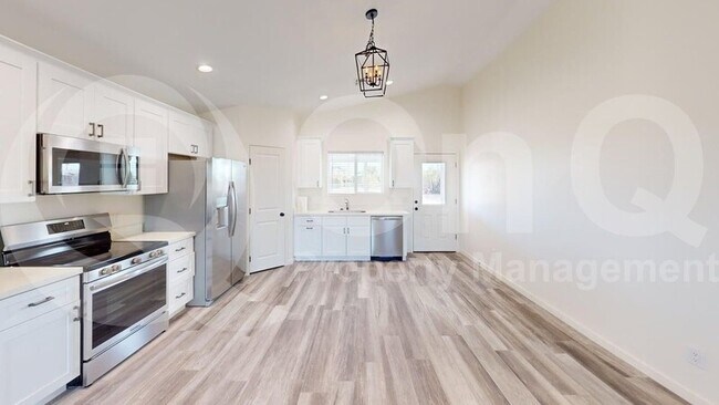 Foto del edificio - 205 E 10th St